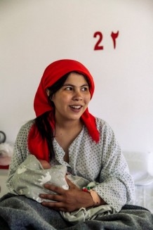 EMERGENCY's Maternity Centre, postnatal room, 2019. Zarghona, 20 years old, is delighted because her first child is a boy. She’s never been to school. Her wedding was organized by her parents. Her husband is 21, he’s a policeman.